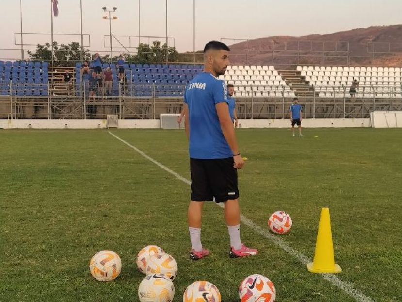 Δύο φιλικά και ακύρωση