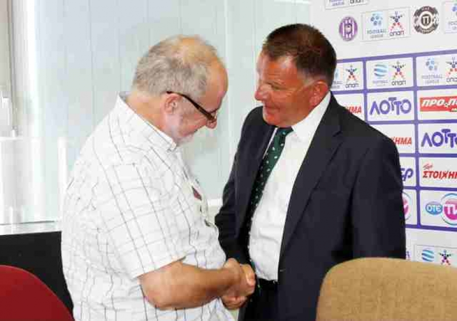 Κούγιας: «Συγκλονιστική Football League»