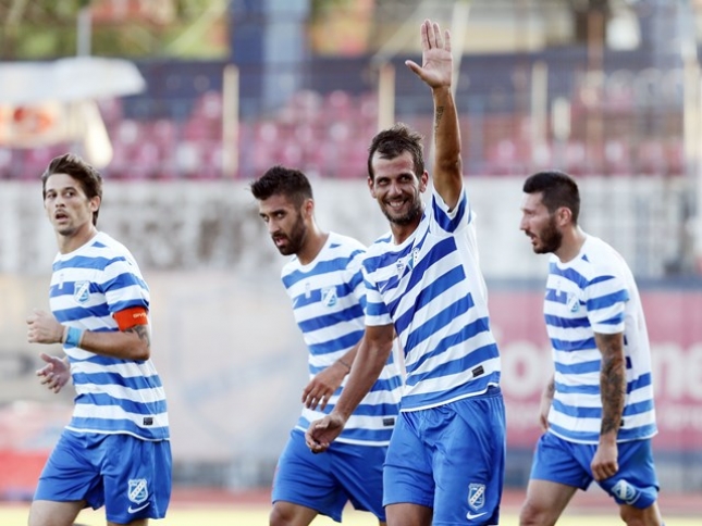 Μόνιμα σε… πλαστικό