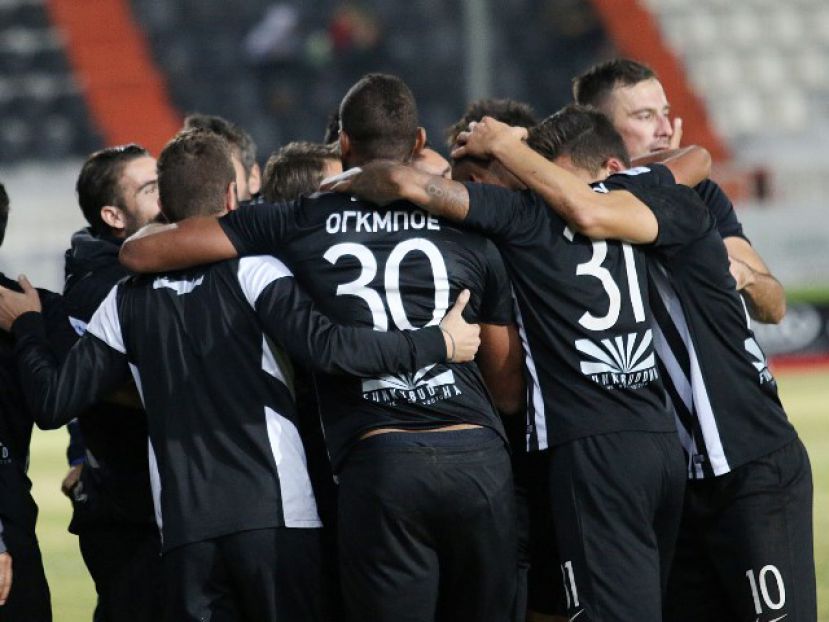 Επέλεξε 20άδα ο Νιόπλιας