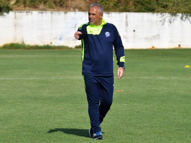 «Αγκαλιάστε την ομάδα»