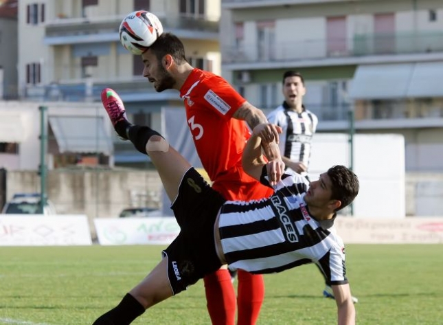 Έρχονται νέες αποχωρήσεις
