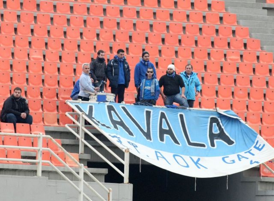 «Μας απείλησαν, μας στραγγαλίζουν»