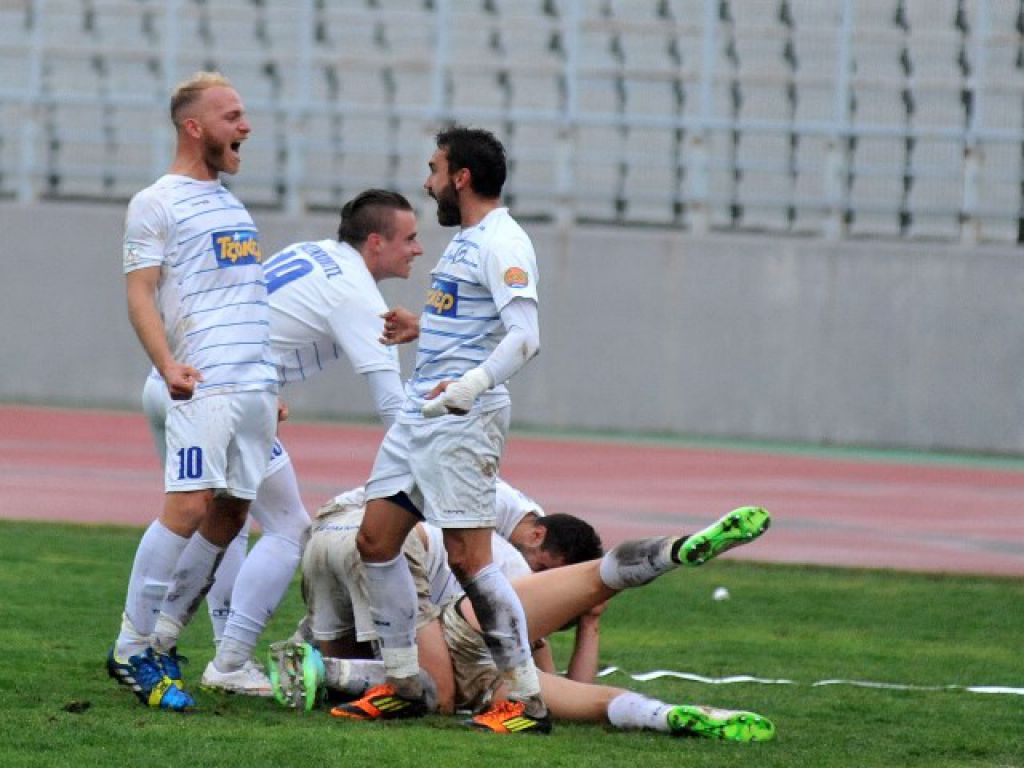 Τη λύγισε στο 93′!