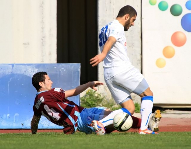 Τρίο απουσιών στην Καλλιθέα
