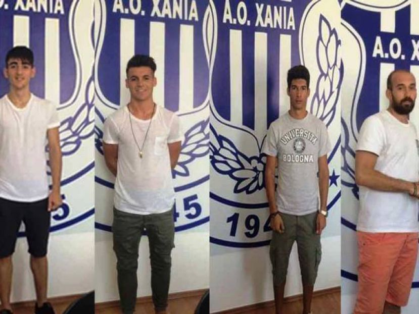 Καρβούνης και Μούδιος στον ΑΟΧ