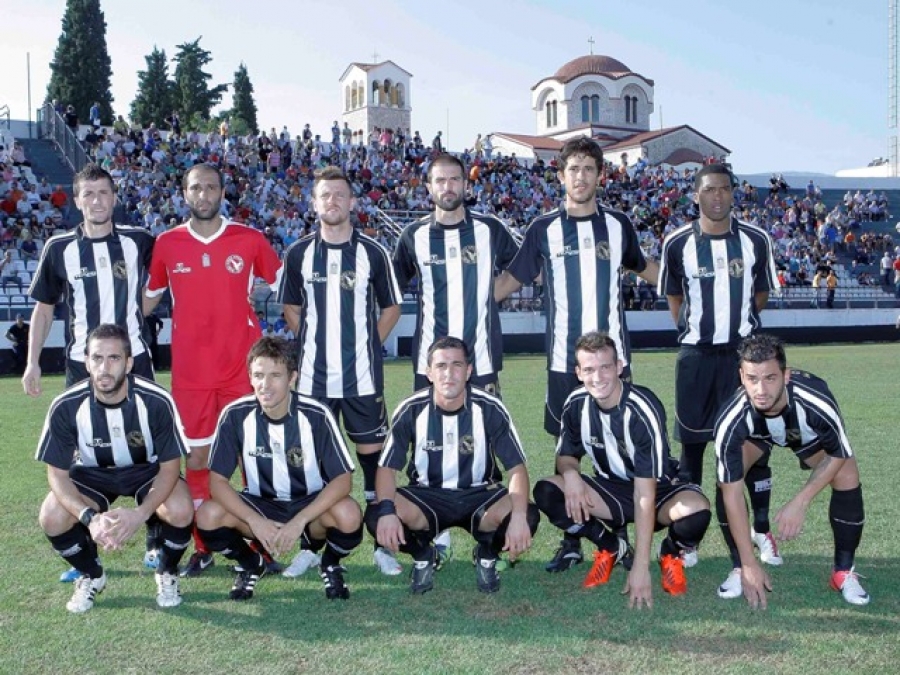 Χωρίς Ρούσεφ, Περπερίδη