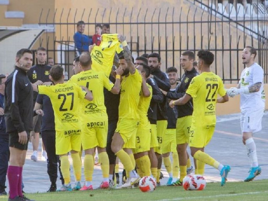 Ποδαρικό με… αφιέρωση