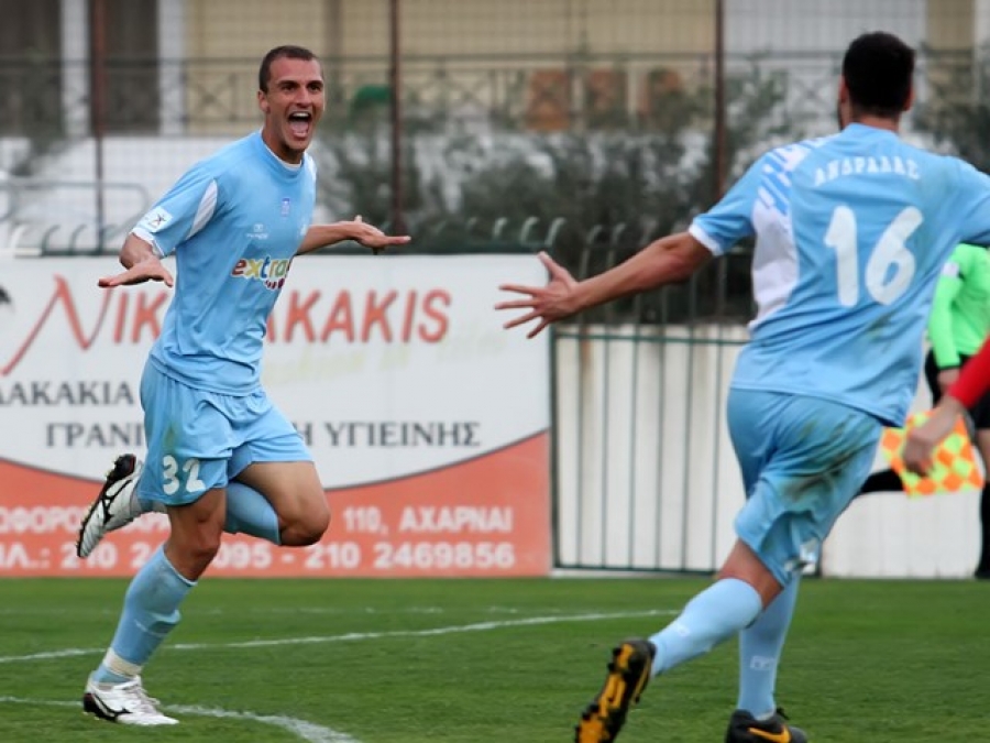 Απόλυτο αφεντικό στην Άμφισσα