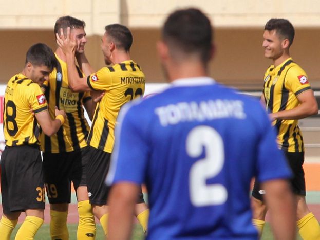 Κρατά ποσοστό μεταπώλησης
