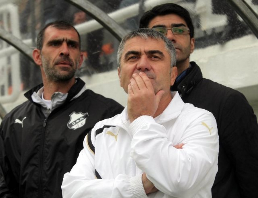 Χάνει τον… ύπνο του ο Γκουλής