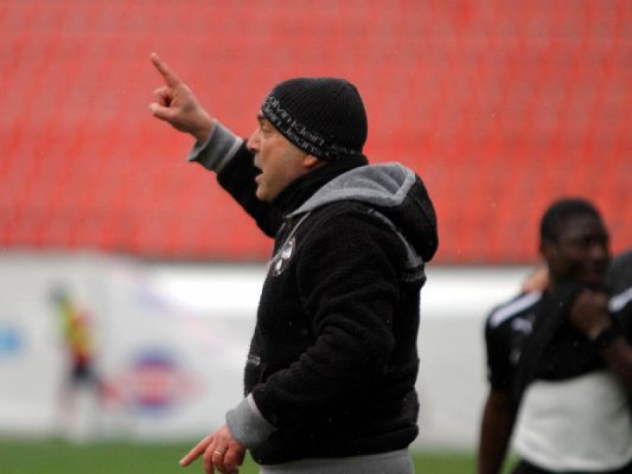 Χατζάρας: ”Επαγγελματική νίκη”