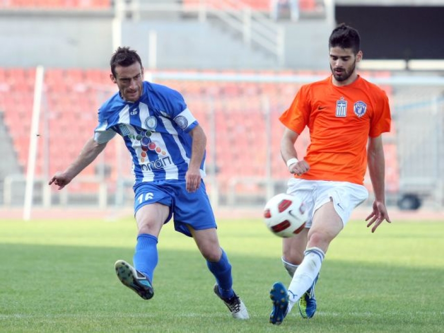 Παίρνει τρεις ο ΑΟΧ