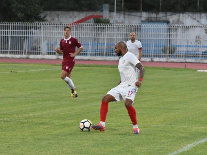 ΑΟ Τρίκαλα-ΑΕΛ 2-1 (video)