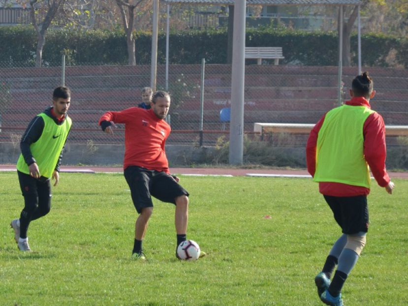 Με τις ίδιες απουσίες