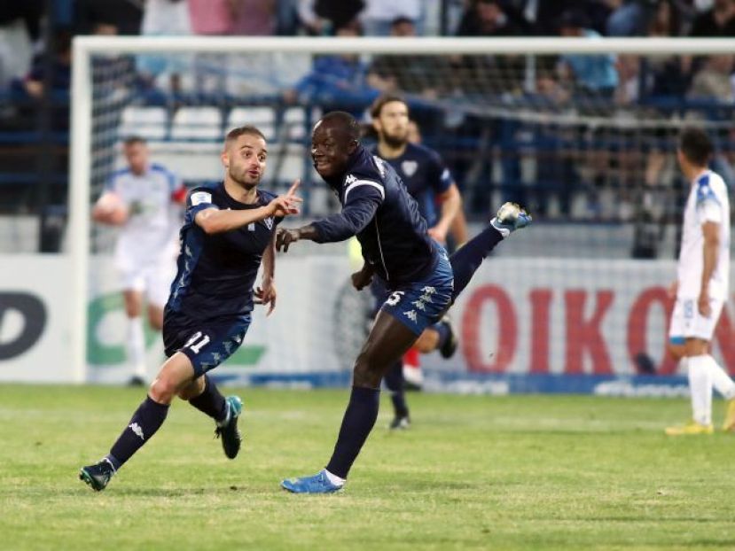 «Ανάσα» για τον Ιωνικό