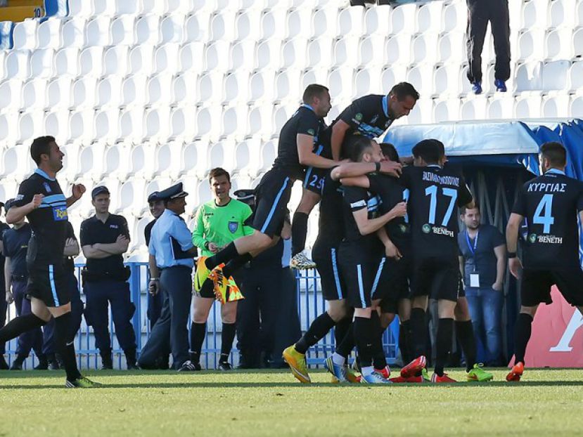 Να ανοίξει την ψαλίδα…
