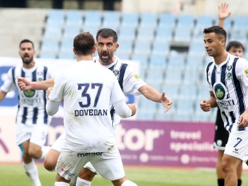 Για το +3 στην Καρδίτσα
