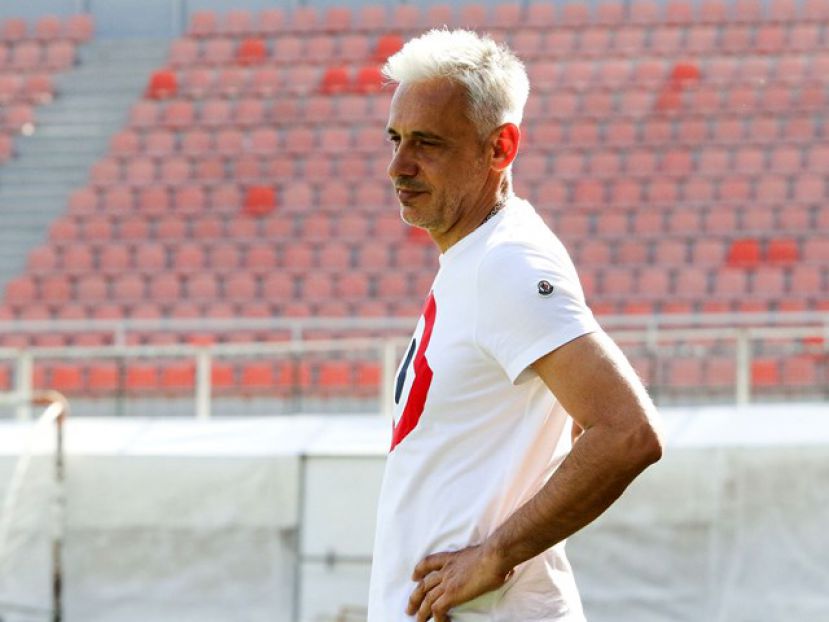 «Δεν ξέρω αν κατεβούμε»