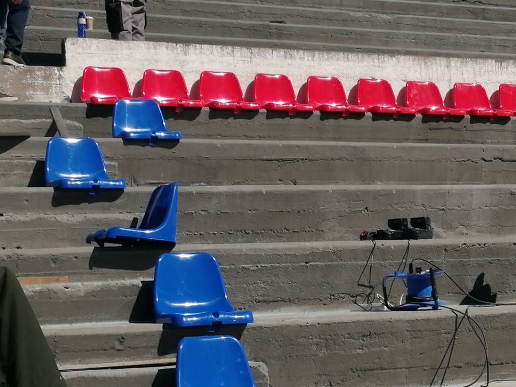Ομορφαίνει το Στάδιο των Τρικάλων