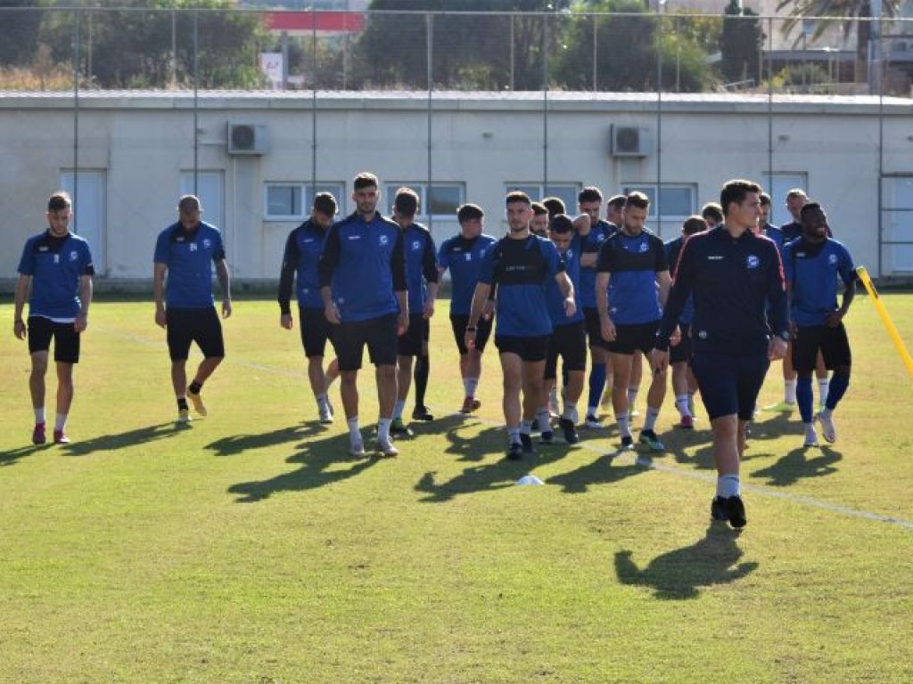 Πεντάδα απόντων στα Χανιά