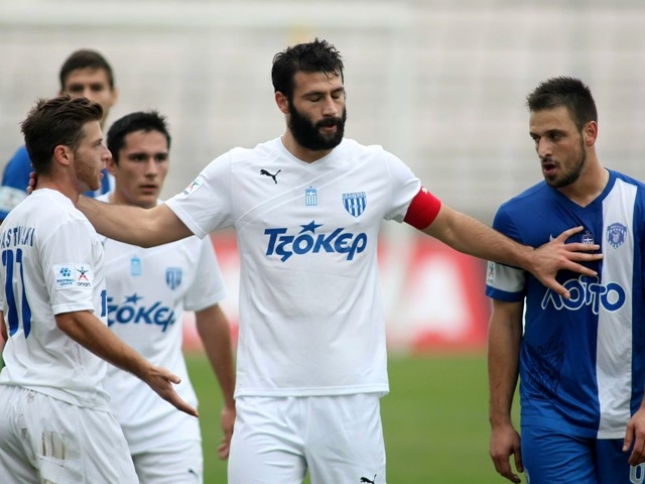 Ψάχνει τον αντικαταστάτη