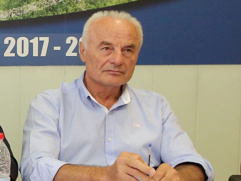 «Να τηρηθεί η προκήρυξη»