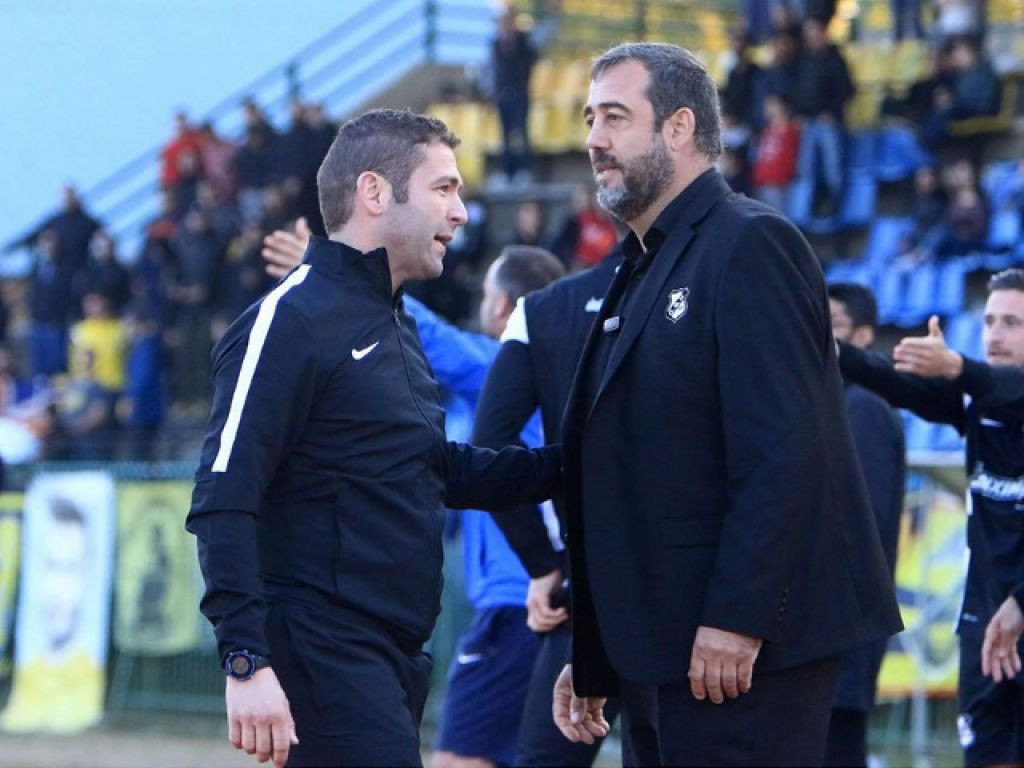 Με τούρτα έκπληξη