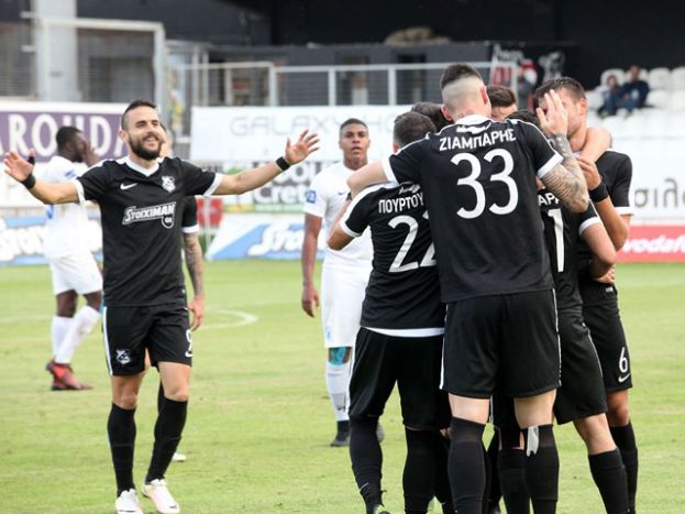 Χωρίς Κουσκουνά, Παπαστεριανό