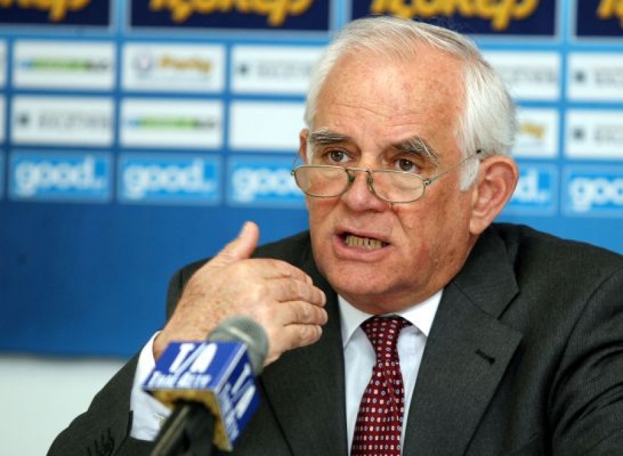 Σαλευρής: «Γελοιότητα και χυδαιότητα»