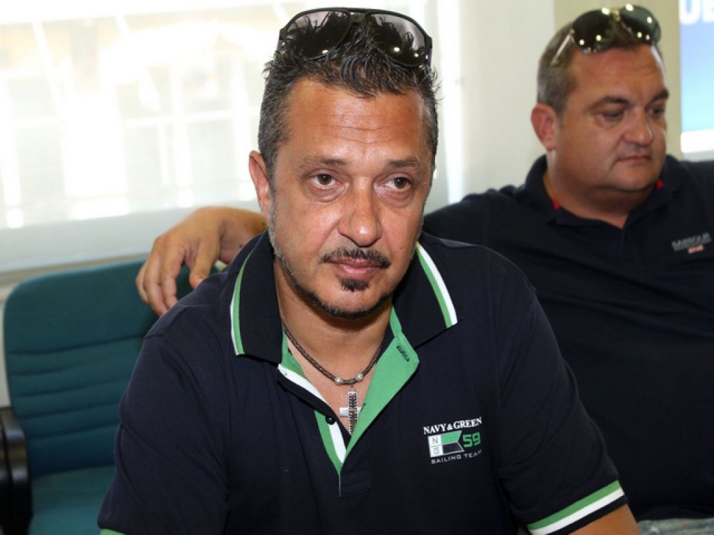 Παραιτήθηκε και ο Χαλκίδης