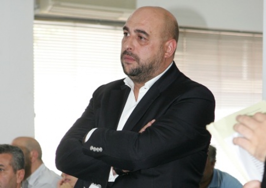Ριαβόγλου: «Οι αδερφές ξαναχτύπησαν»