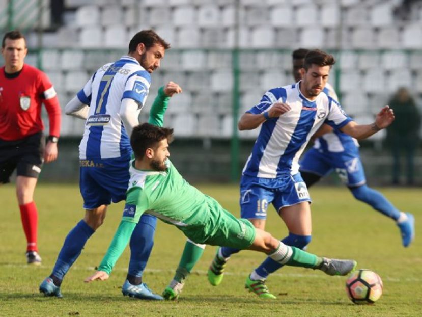 Δουλεύει… απελευθερωμένος