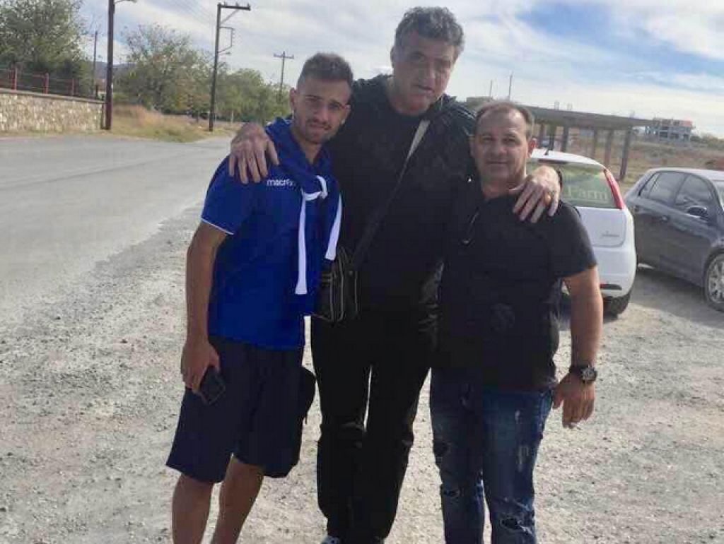 Έφυγε ο Νικολακόπουλος