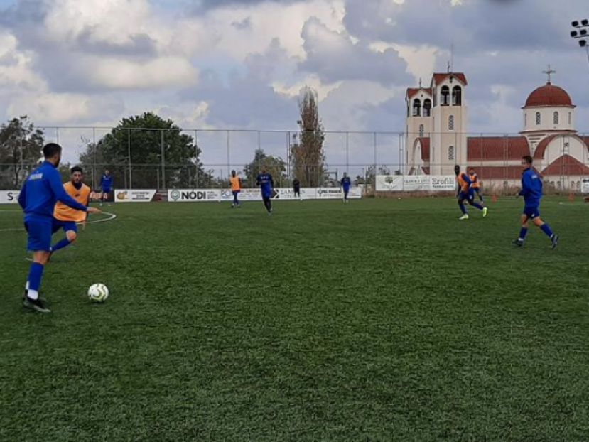 Μεταφέρεται το φιλικό της Επισκοπής