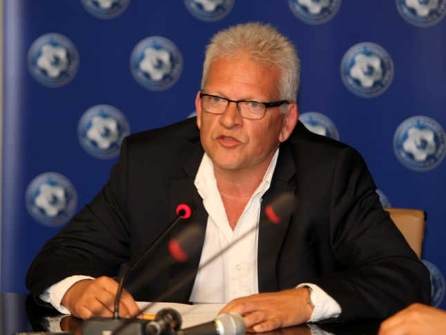 Σαρρής: «Θα κινηθώ νομικά»