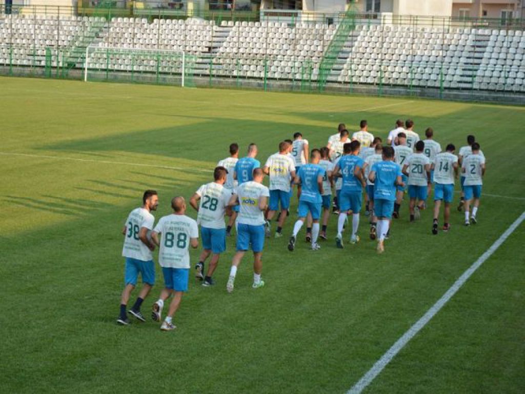 Μια 8άδα για όλες τις γραμμές