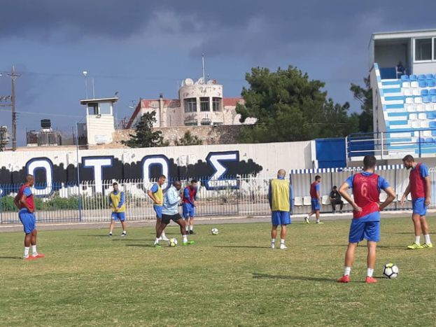 Επιστροφή με απουσίες