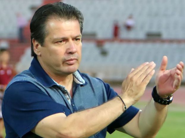 «Δεν υπάρχει περίπτωση να μείνω»