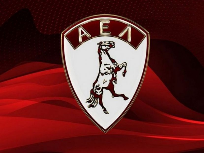 Βραβεύσεις και επιστροφή τροπαίων