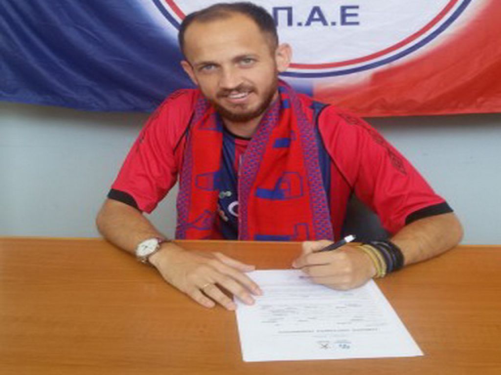 Ανανέωσε ο Γκόλιας