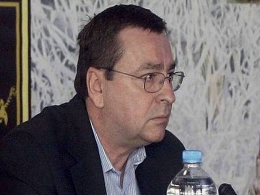 Μαλάτος: «Τα κενά με ομάδες της Γ’ Εθνικής»
