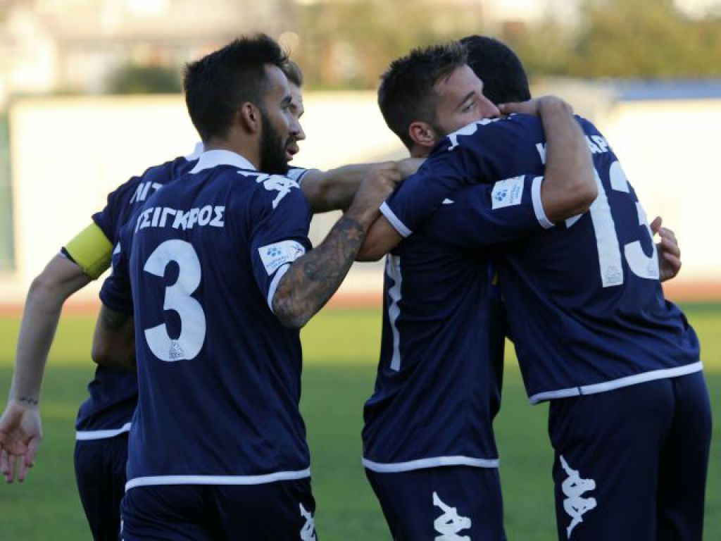 Με στόχο το 3 στα 3