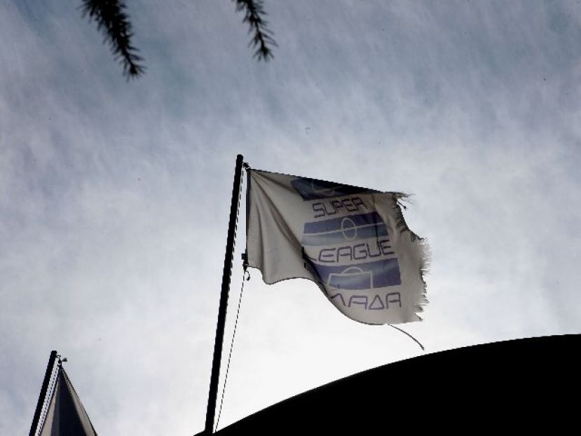 Επίσημη η αναβολή των μπαράζ
