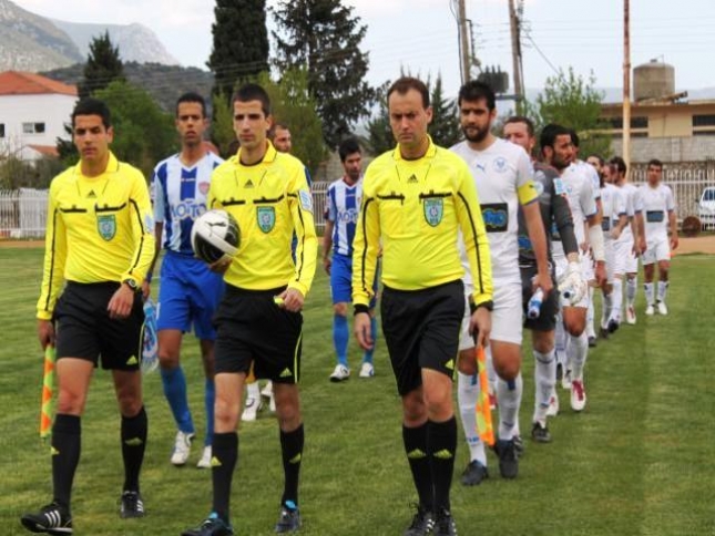 Πρόκληση για τον Φωκικό