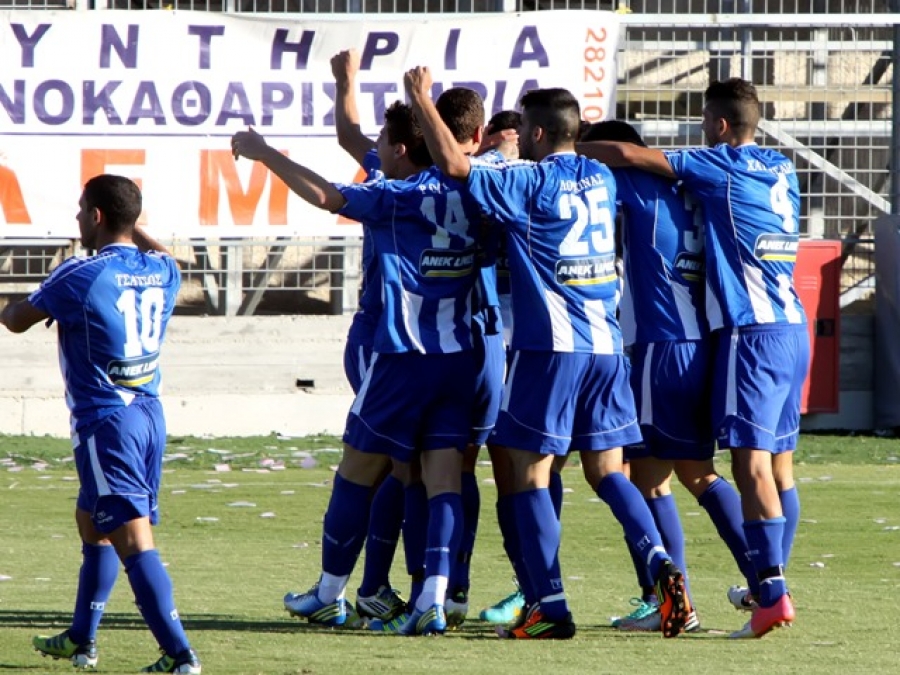 ΑΟΧ για… φίλημα!