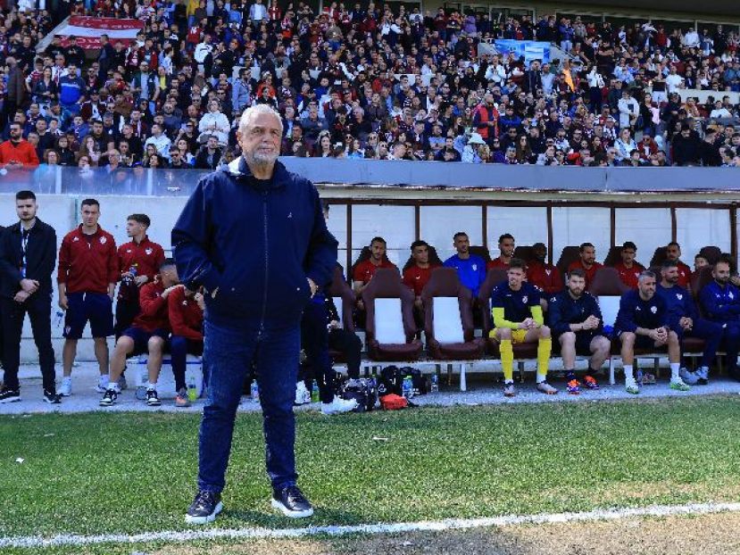 Το τιμ του Βοσνιάδη