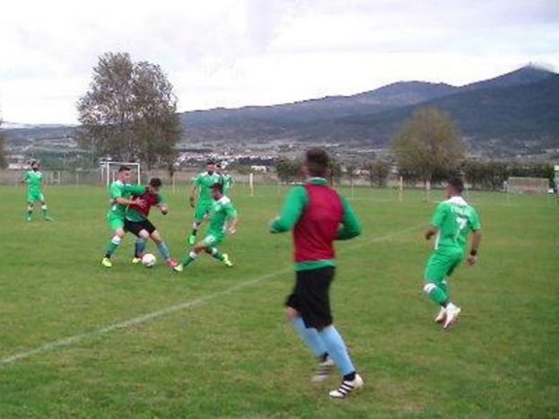 Καρέ ο Αγροτικός (video)