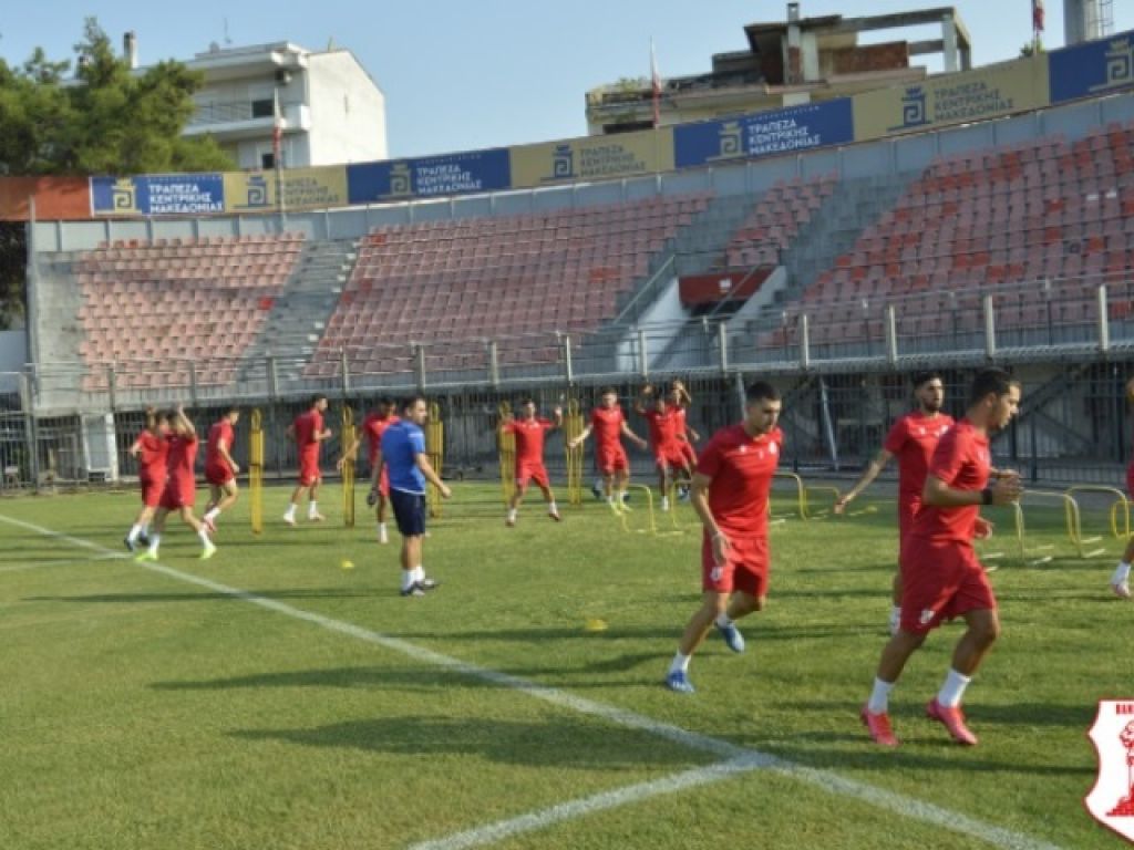 Έλειπαν Μέσι, Ριβάλντο, Πράτο