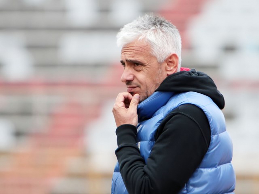 «Παραμονή με 12-15 πόντους»